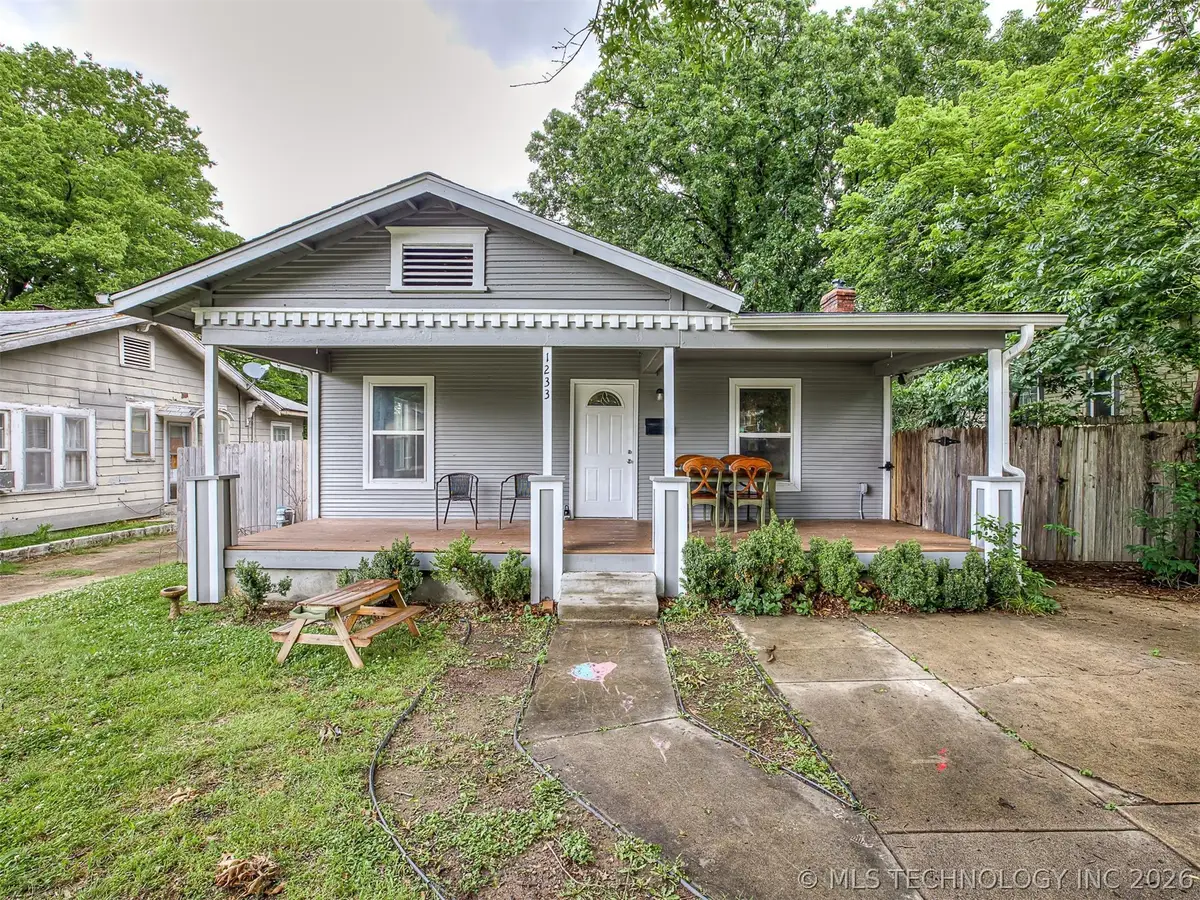 1233 N Cheyenne Avenue, Tulsa, OK 74106 - #1