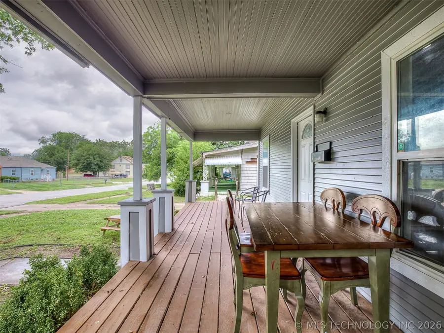 1233 N Cheyenne Avenue, Tulsa, OK 74106 - #2