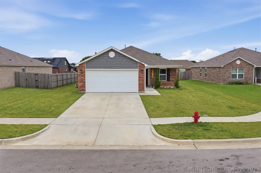 27807 E 114th Place S, Coweta, OK 74429 - #2