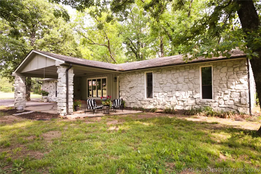 1121 W Line Avenue, Sapulpa, OK 74066 - #2