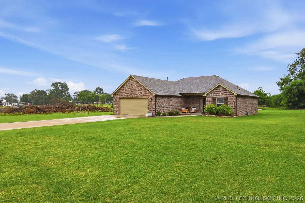 40 Osprey Drive, Sand Springs, OK 74063 - #1