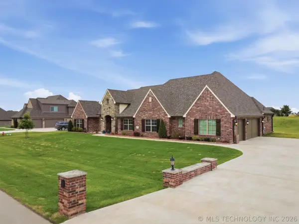 8307 E 107th Street, Owasso, OK 74055