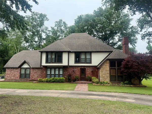 5909 Rolling Oaks Drive, Muskogee, OK 74401