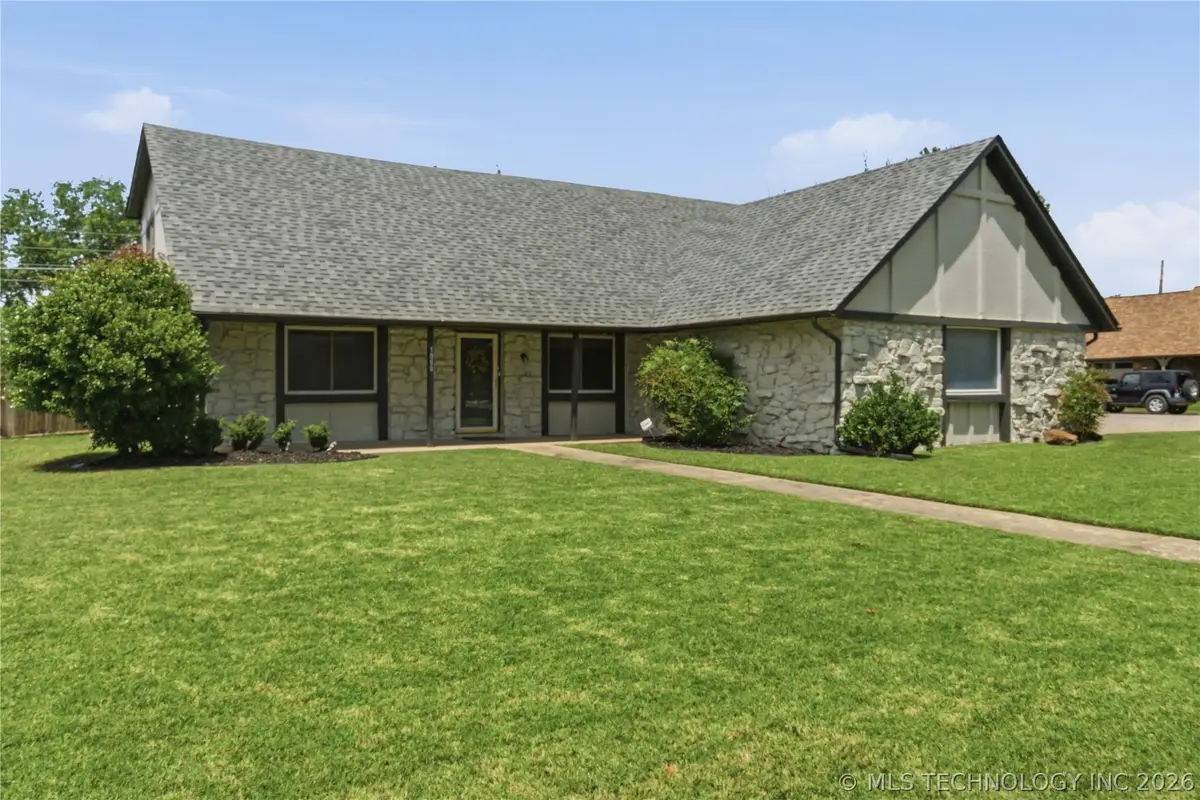 1900 W Indianola Street, Broken Arrow, OK 74012 - #1