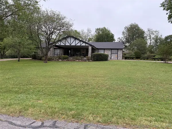 24371 S Lindley Drive, Claremore, OK 74019