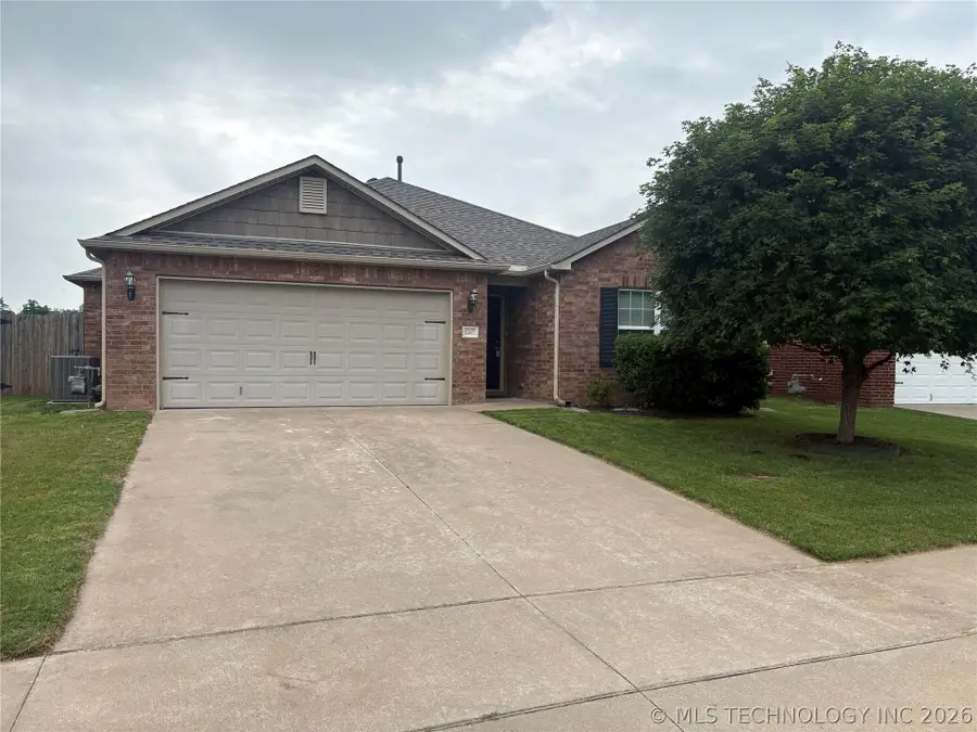 12677 S 88th East Avenue, Bixby, OK 74008 - #2