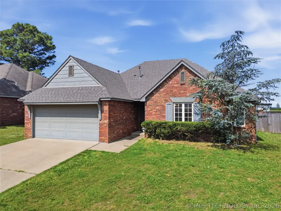 11618 S Primrose Court, Jenks, OK 74037 - #2