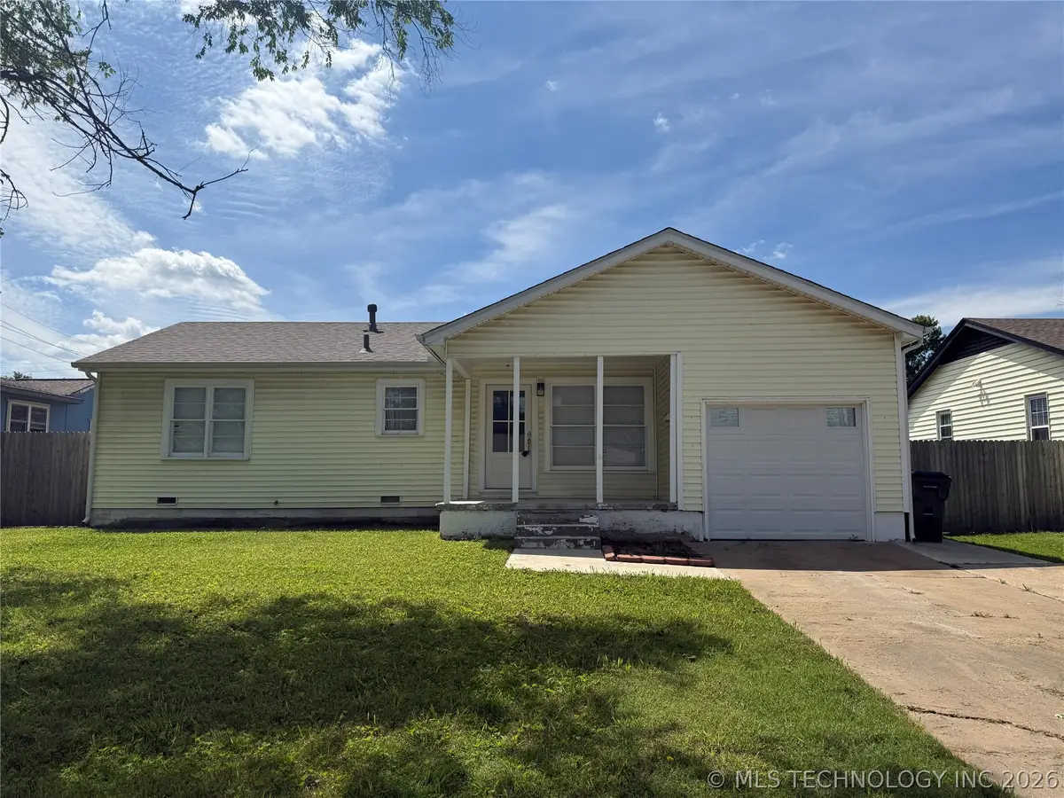 804 N Ash Street, Owasso, OK 74055 - #1