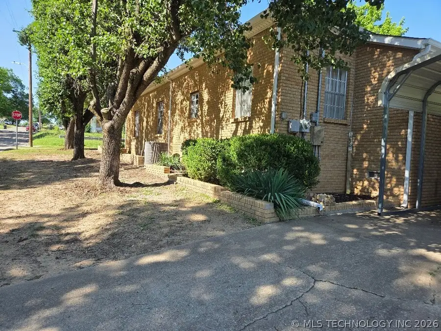 224 W Lincoln Street N, Sapulpa, OK 74066 - #2