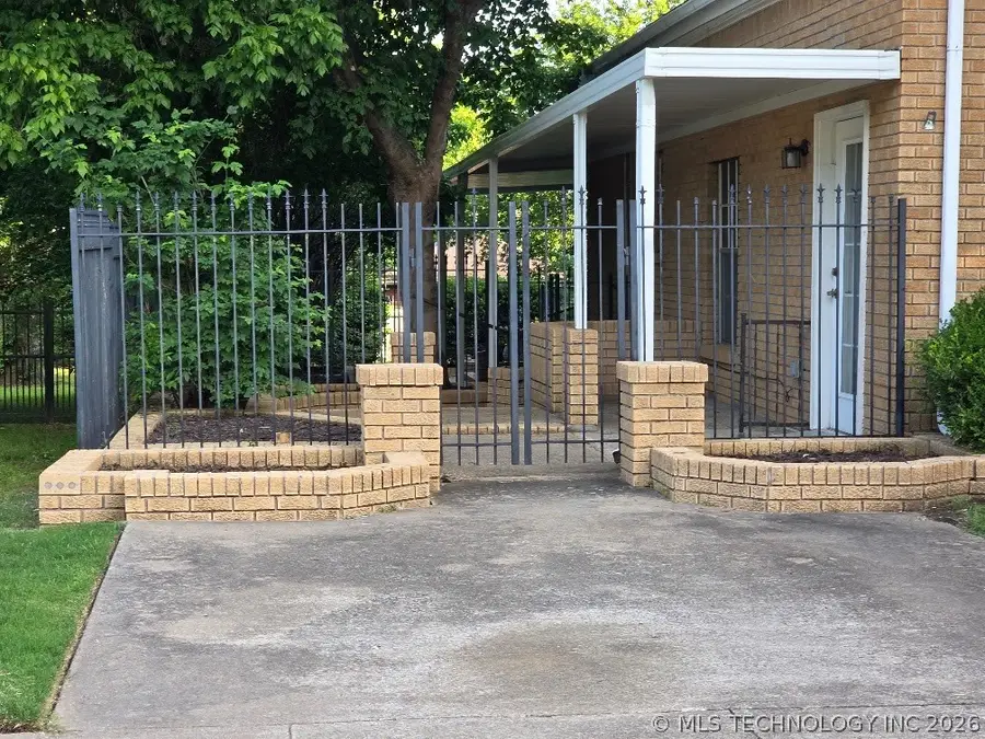 224 W Lincoln Street N, Sapulpa, OK 74066 - #3