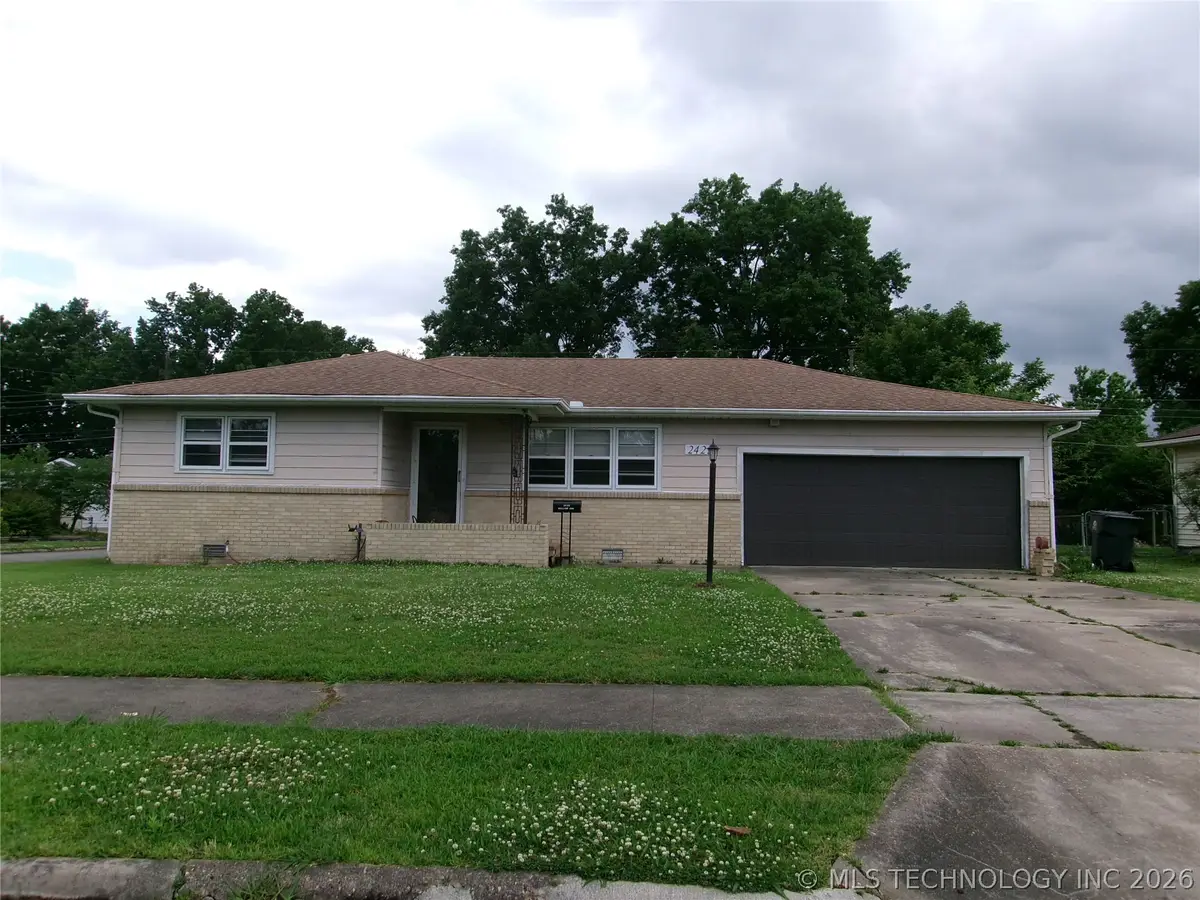 2425 Hilltop Avenue, Muskogee, OK 74403 - #1