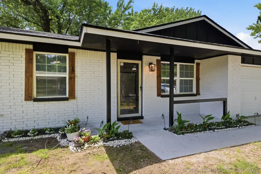 13826 S Elm Avenue, Glenpool, OK 74033 - #2