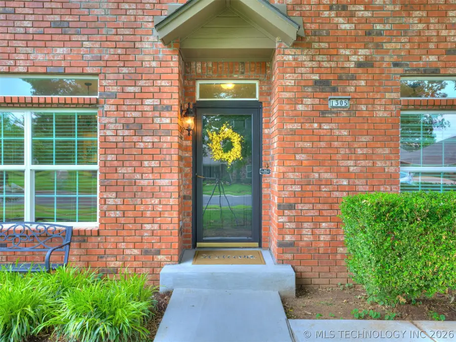 1305 E Dover Street, Broken Arrow, OK 74012 - #3