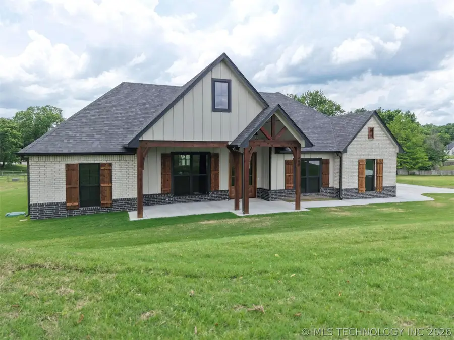 408 S Tall Chief Avenue, Skiatook, OK 74070 - #3