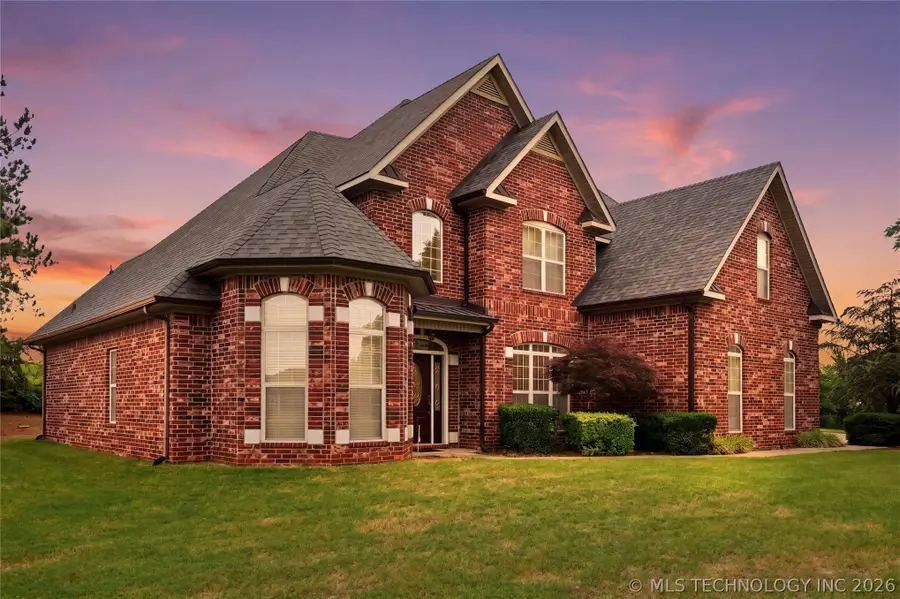 1308 Carter Avenue, Wagoner, OK 74467 - #2