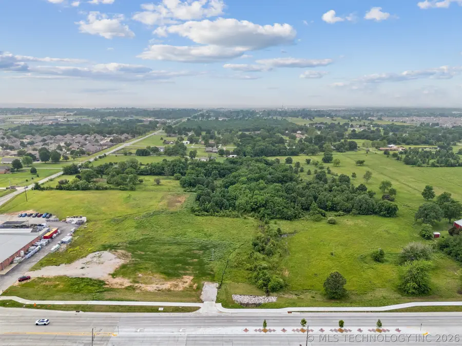 12602 E 116th Street N, Owasso, OK 74055 - #2