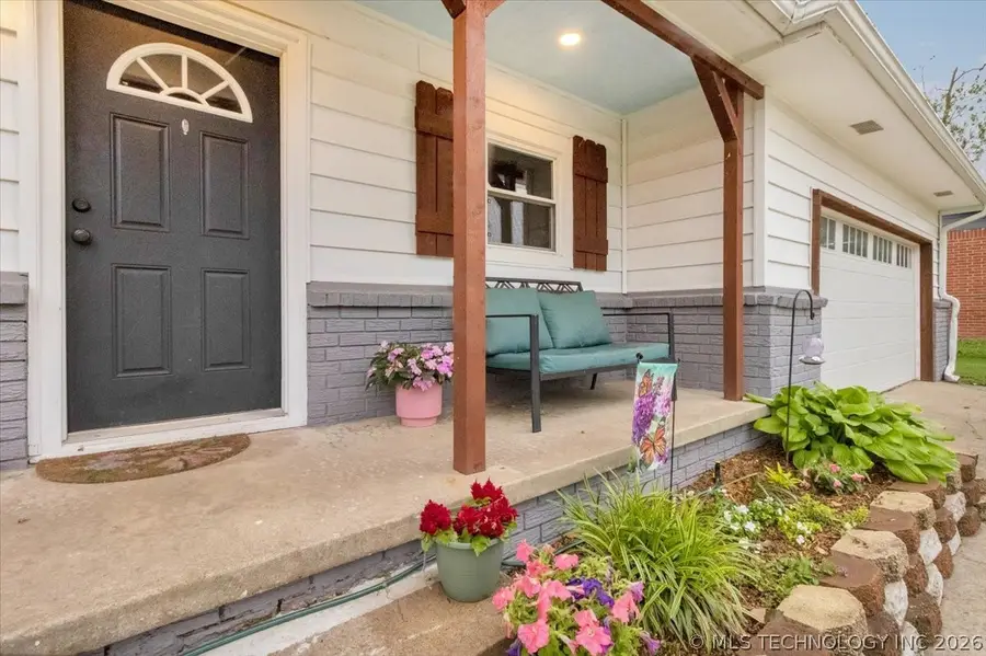 1817 W Birch Street, Claremore, OK 74017 - #2