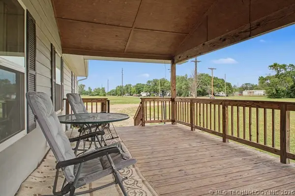 401 S 21st Street, Blackwell, OK 74631 - #3