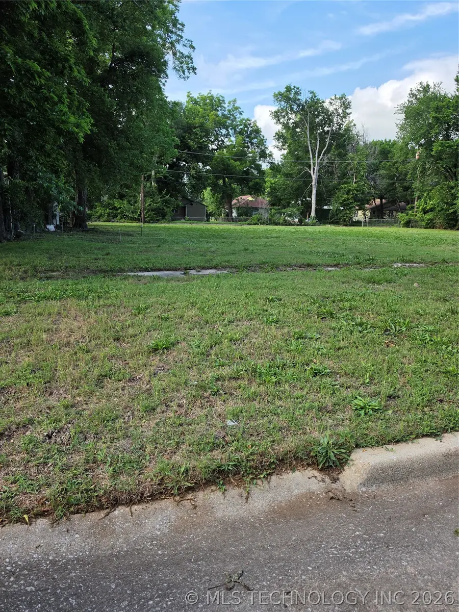 320 W 15th Street, Ada, OK 74820 - #3