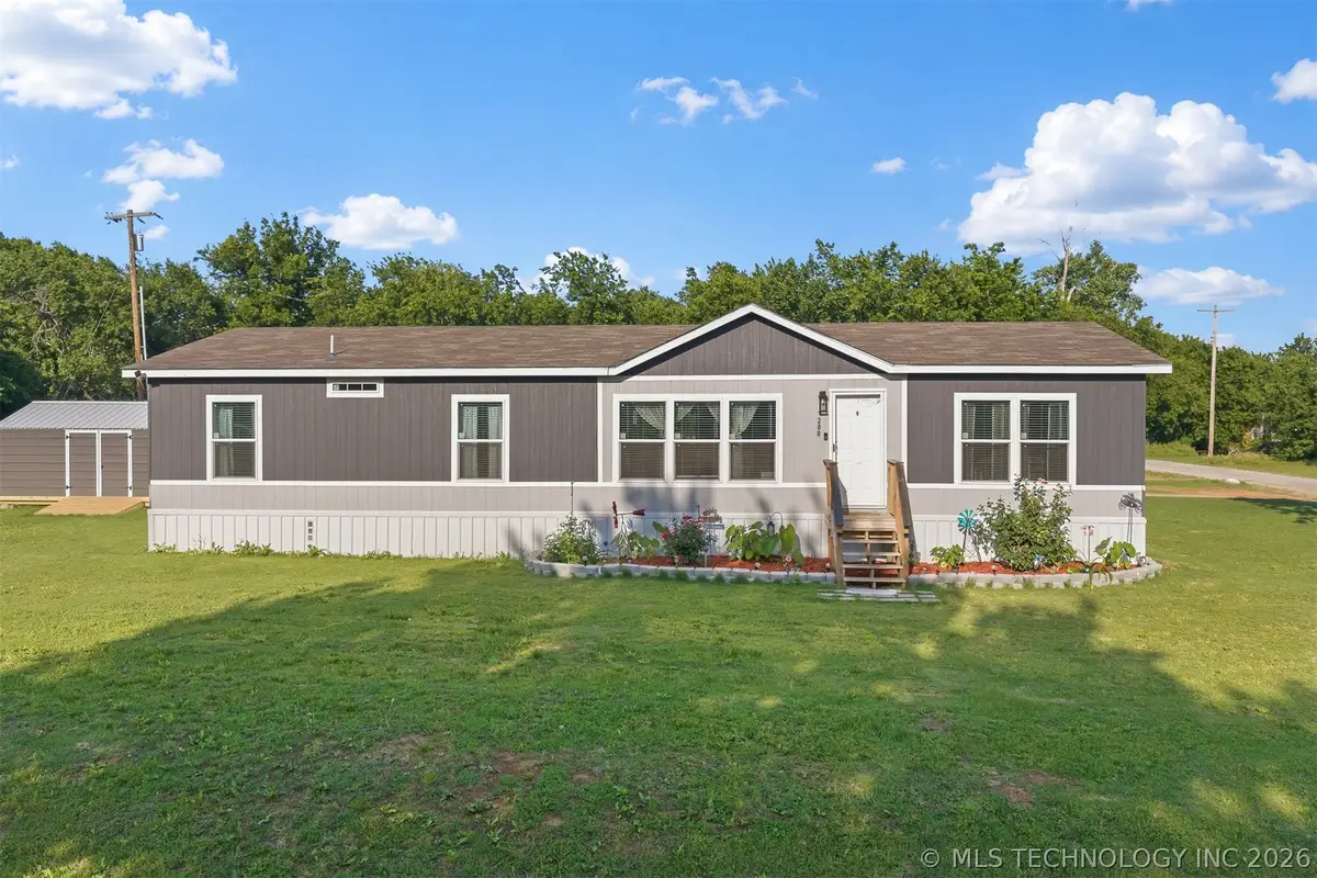 208 E J, Ringling, OK 73456 - #1