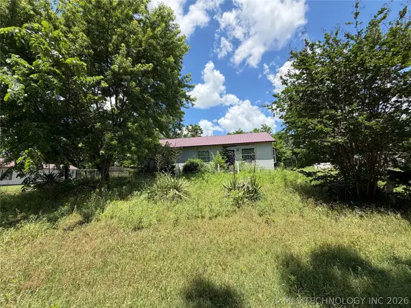 517 E 3rd Street, Okmulgee, OK 74447