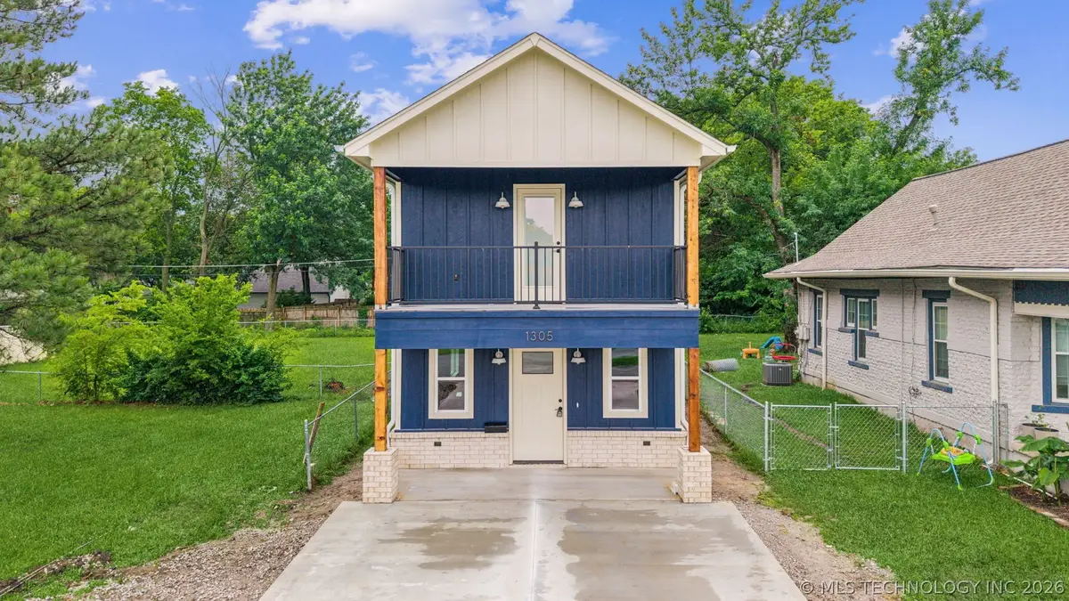 1305 W Lillian Street, Claremore, OK 74017 - #1