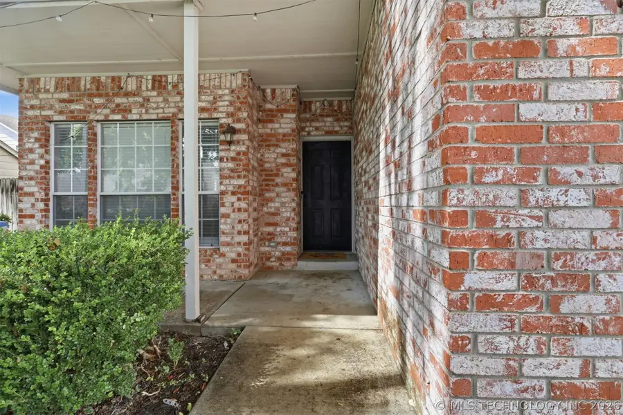 3828 W Galveston Street, Broken Arrow, OK 74012 - #3
