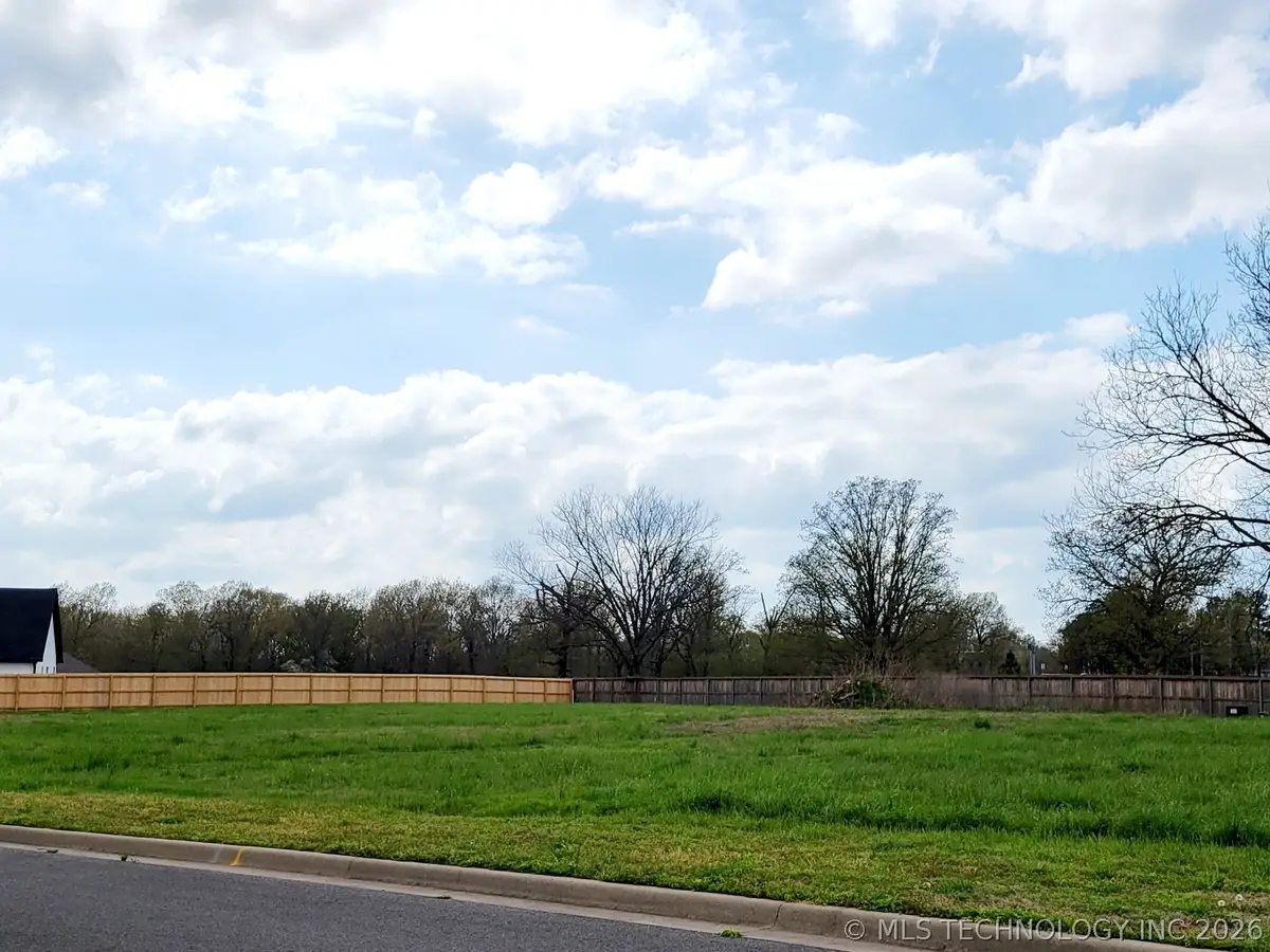 917 Edge Water Boulevard, Tahlequah, OK 74464 - #1