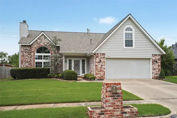 4212 S Walnut Place, Broken Arrow, OK 74011