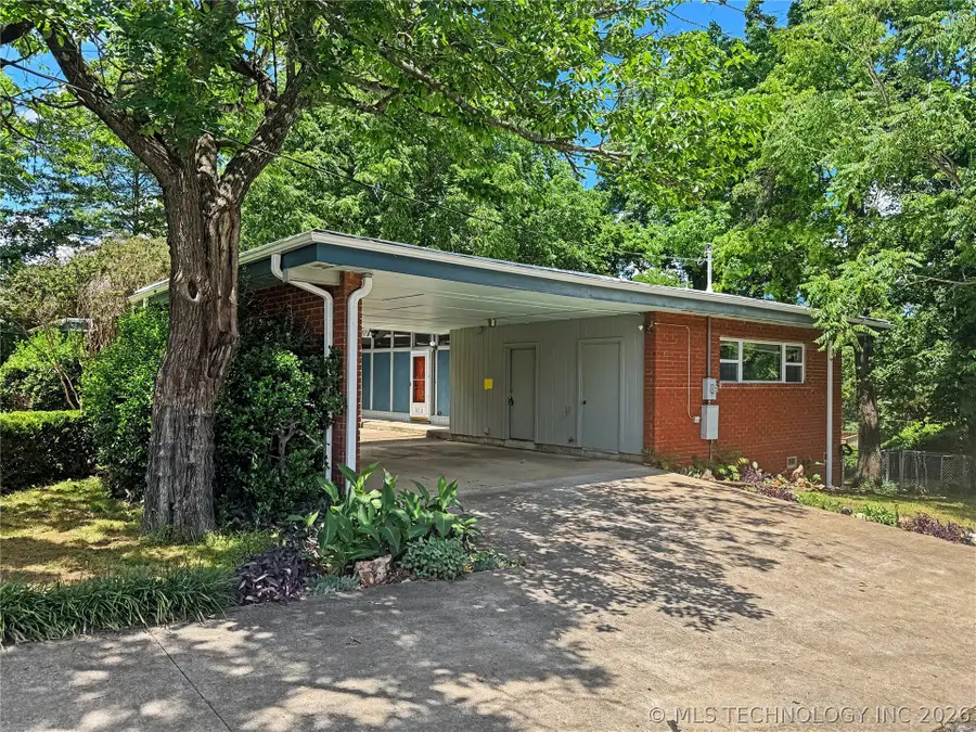 522 W Downing Street, Tahlequah, OK 74464 - #3