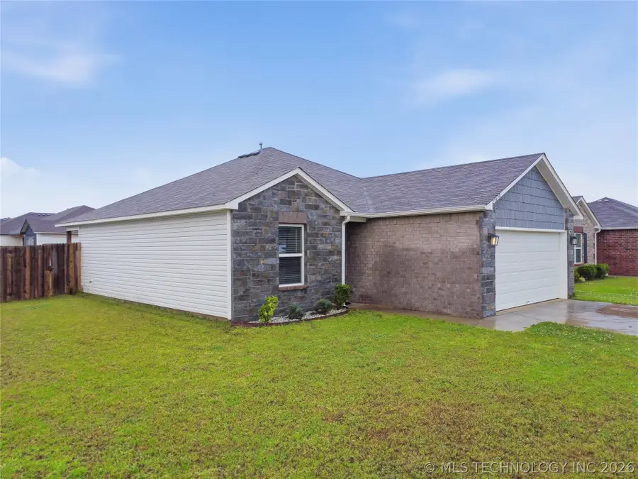 23690 E 114th Street, Broken Arrow, OK 74014 - #2