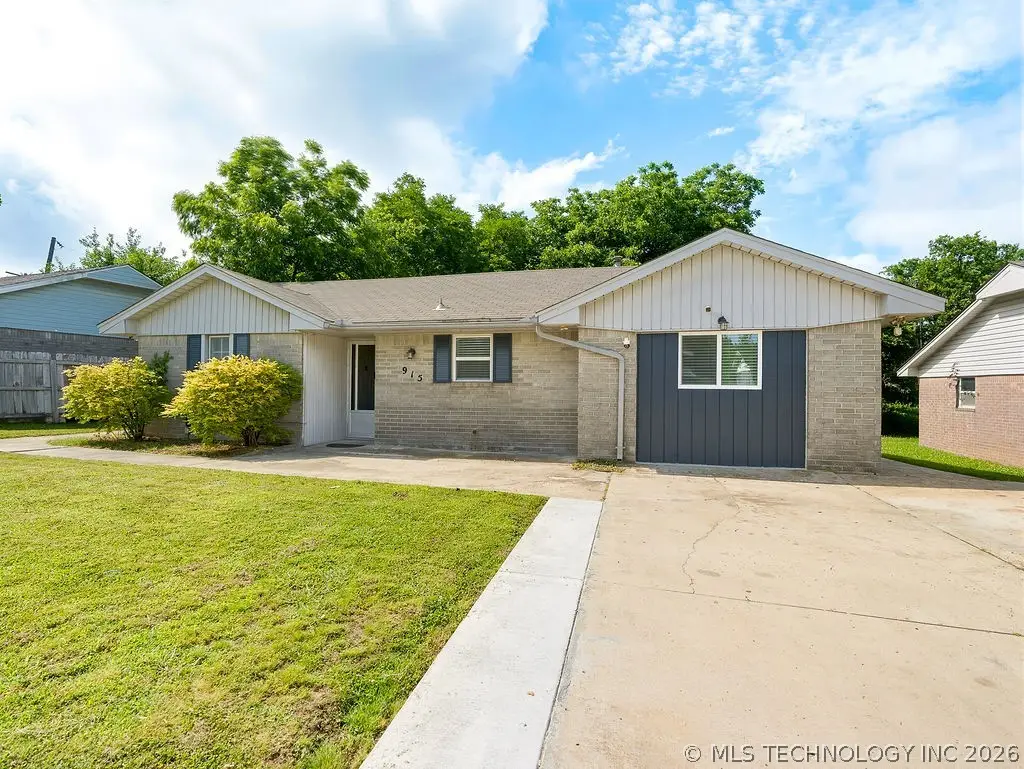 915 W 23rd, Ada, OK 74820 - #1