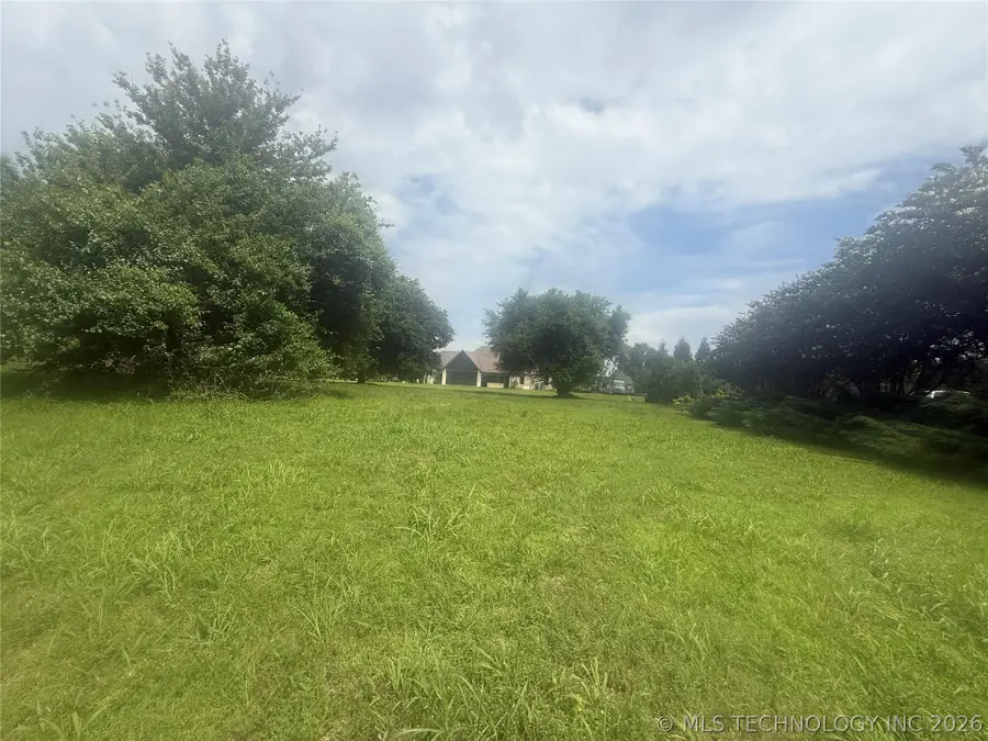 Country Club Circle, Muskogee, OK 74403 - #2