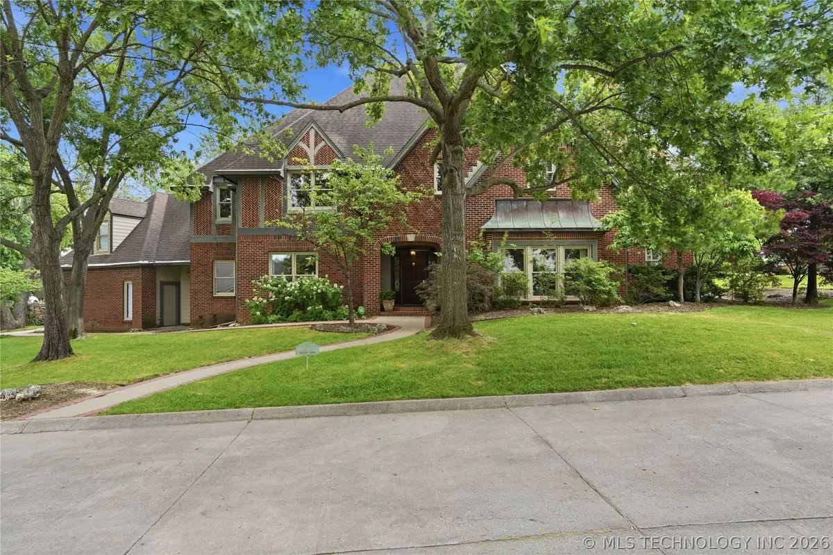4011 S Yorktown Avenue, Tulsa, OK 74105 - #1