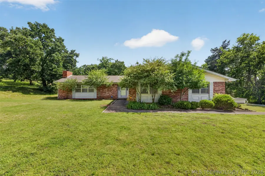220 E 20th Street, Okmulgee, OK 74447 - #2