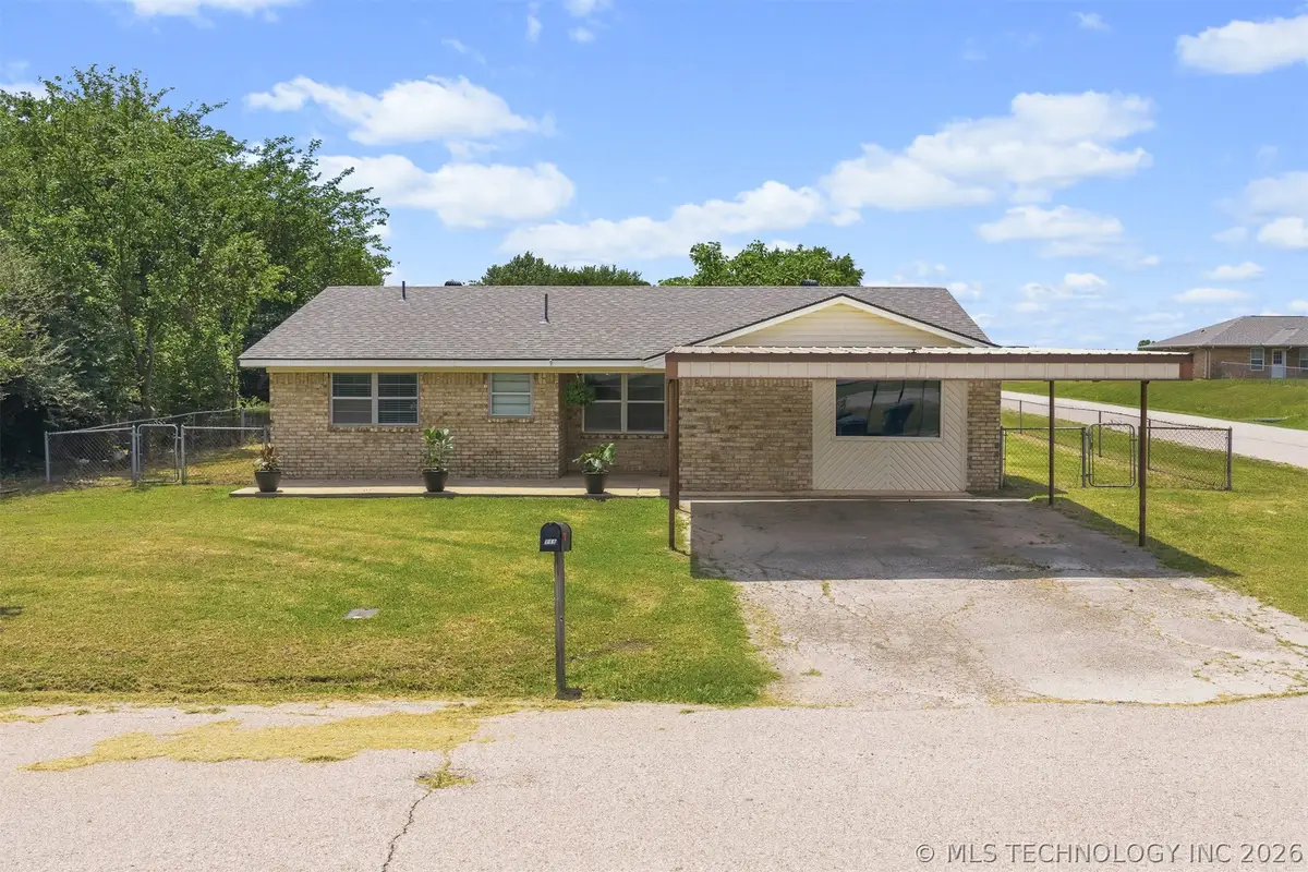 115 Laurel Street, Lone Grove, OK 73443 - #1
