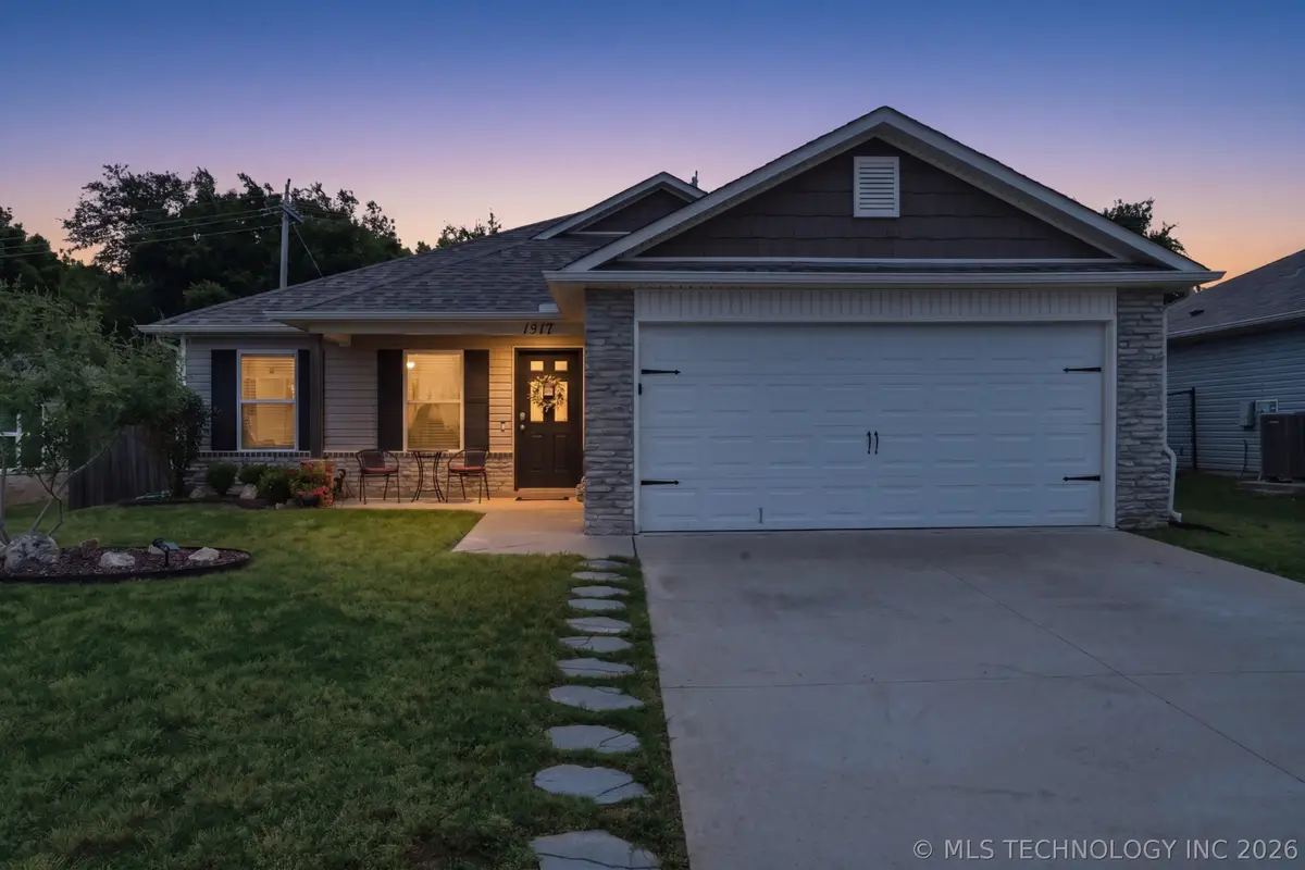1517 S 31st Street, Broken Arrow, OK 74014 - #1