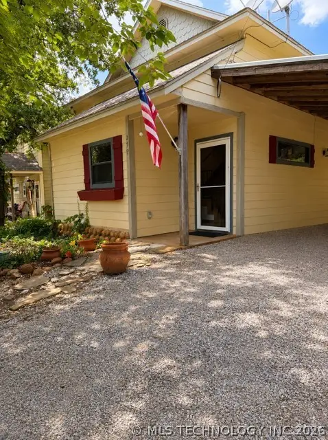 259 E Lake, Lawton, OK 73557