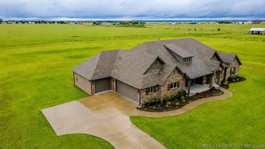6706 E 136th Street, Collinsville, OK 74021 - #3