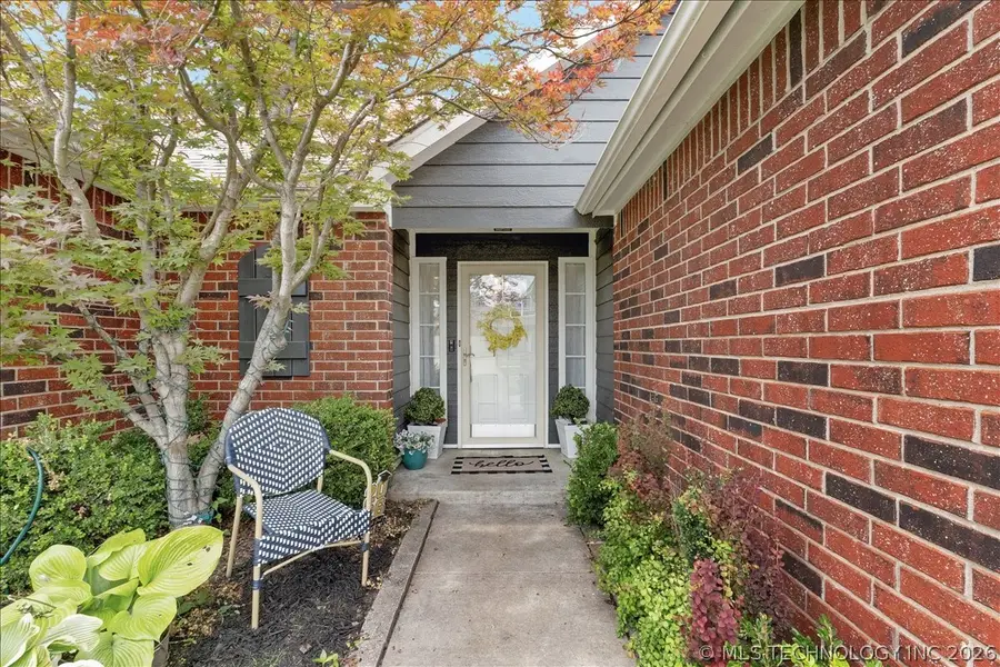 9922 N 120th Avenue E, Owasso, OK 74055 - #2