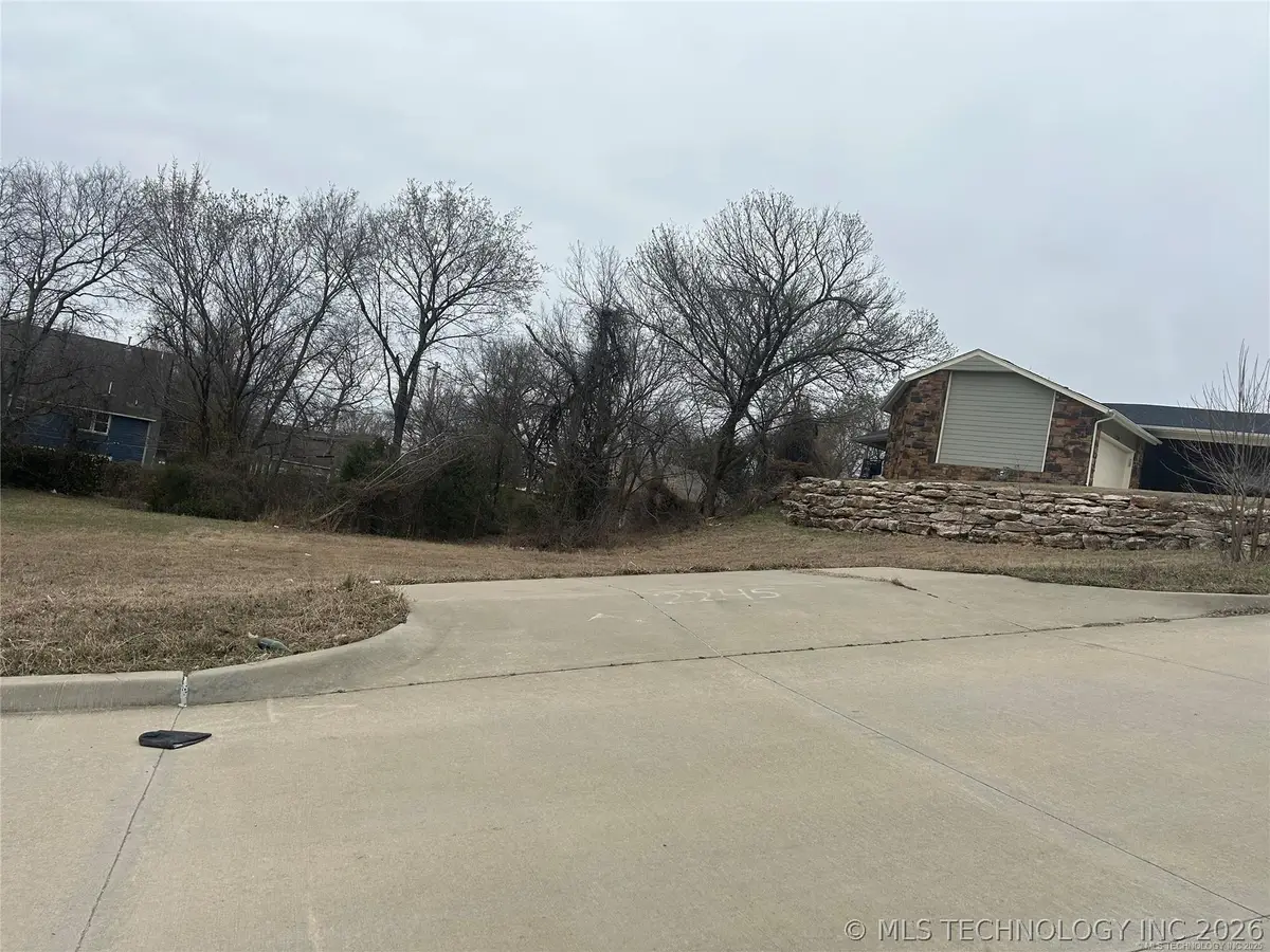 Main Street, Tulsa, OK 74105 - #1