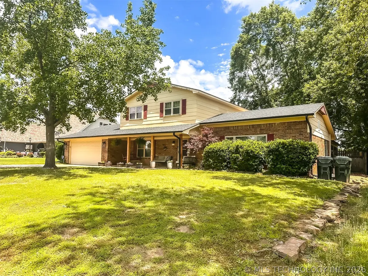 904 Erie, Muskogee, OK 74403 - #1