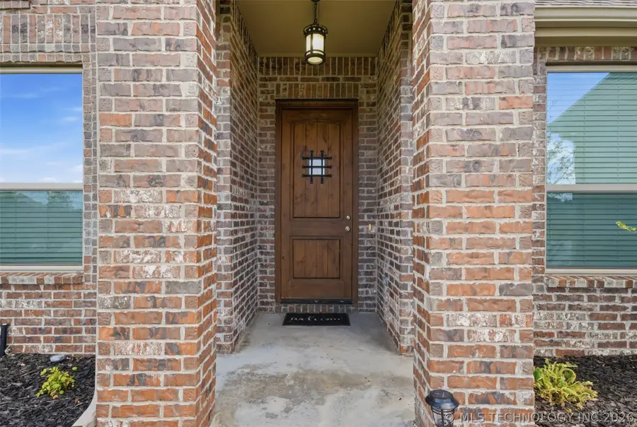 13212 E 137th Street N, Collinsville, OK 74021 - #2