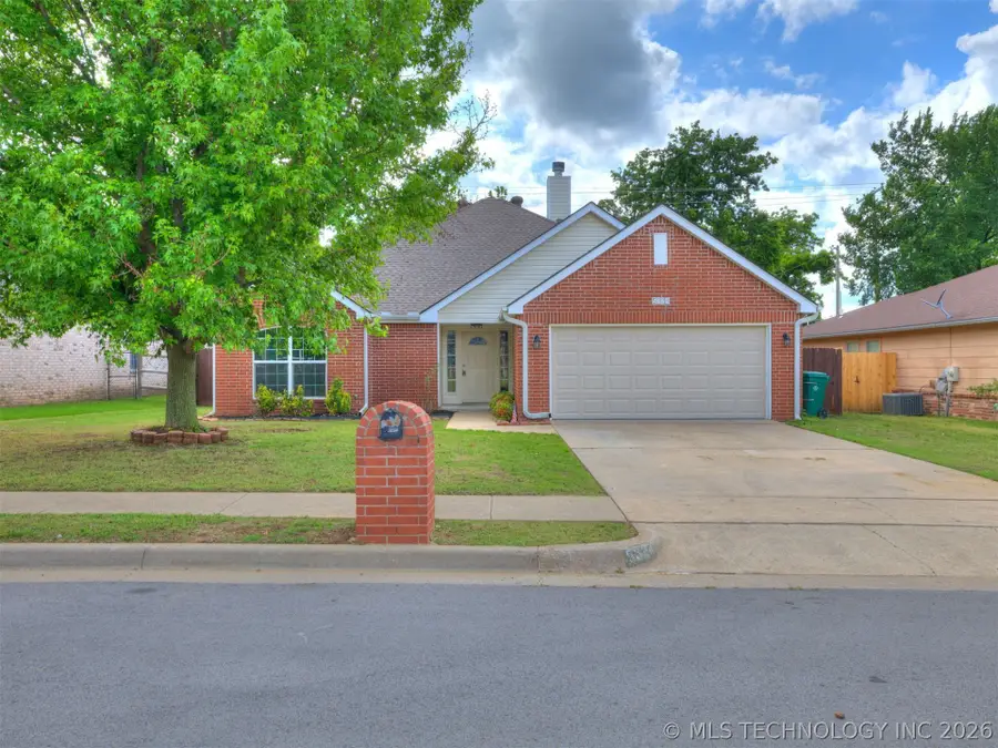 5324 S Redbud Place, Sand Springs, OK 74063 - #2