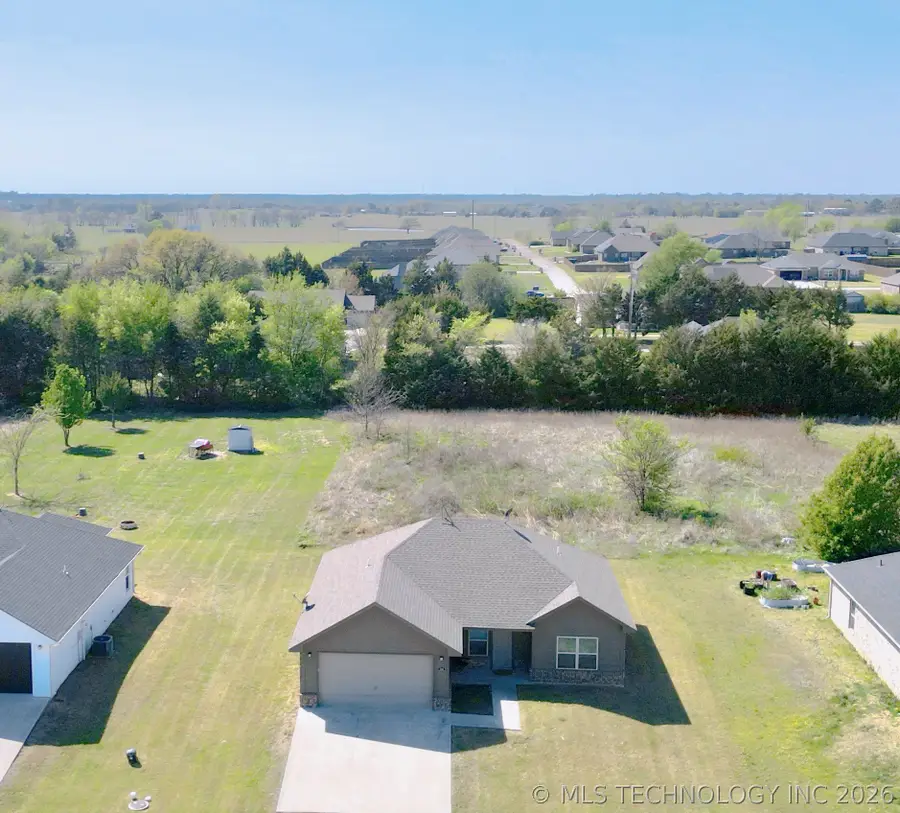 384 Western Hills, Durant, OK 74701 - #2