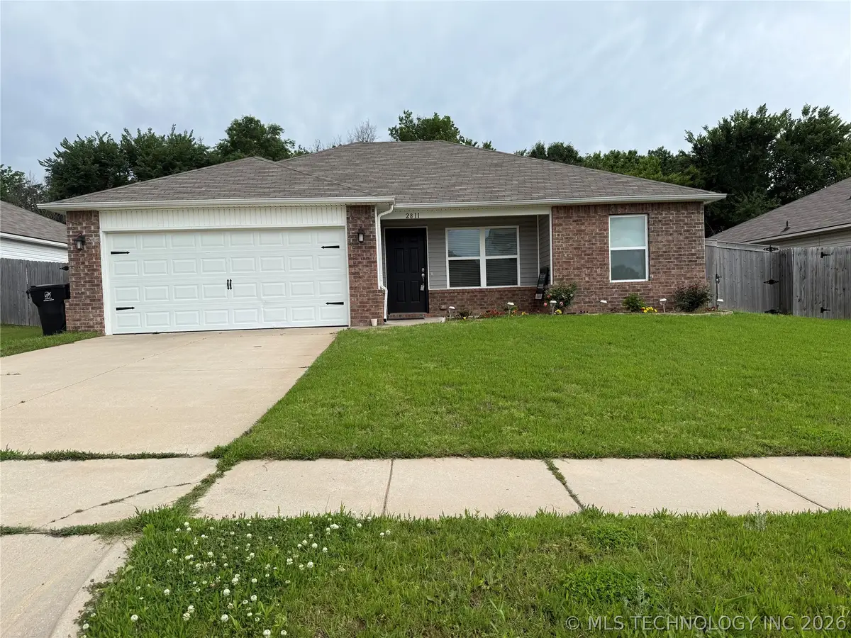 2811 E Quincy Street, Broken Arrow, OK 74014 - #1