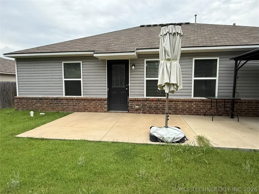 2811 E Quincy Street, Broken Arrow, OK 74014 - #3