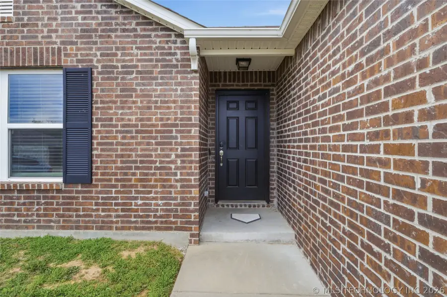 10014 E 106th Court N, Owasso, OK 74055 - #2