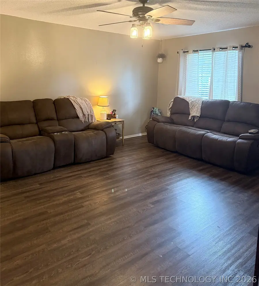 318 Green Meadow Drive, Inola, OK 74036 - #2