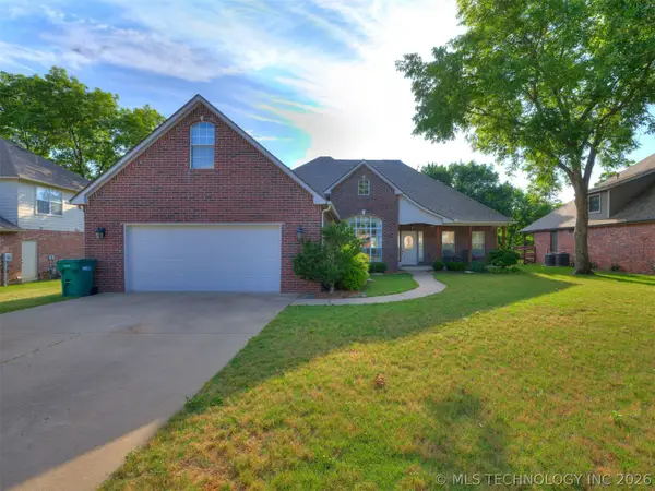 2218 S 113th West Court, Sapulpa, OK 74066